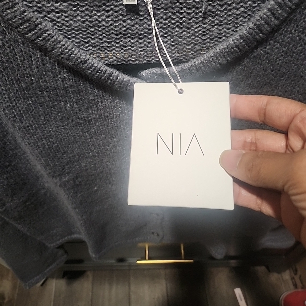 NIA Women's Gray Cardigan Sweater - Picture 3 of 4